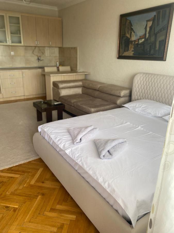 Apartment Perla プリシュティナ エクステリア 写真