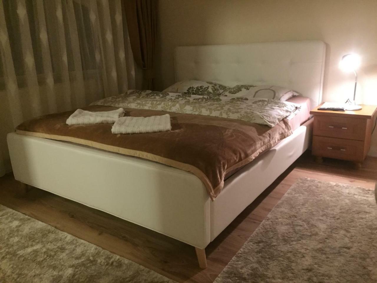 Apartment Perla プリシュティナ エクステリア 写真